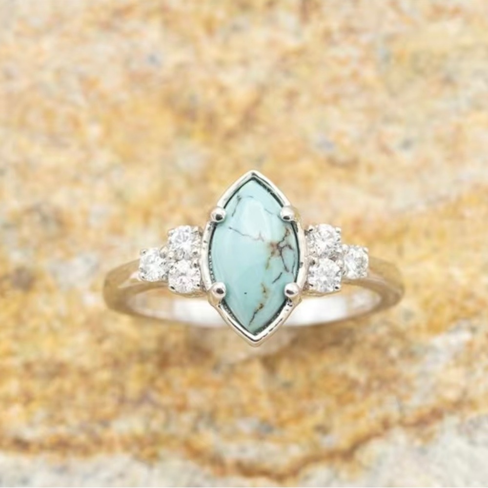 Turquoise Ring - Picture 2 of 8